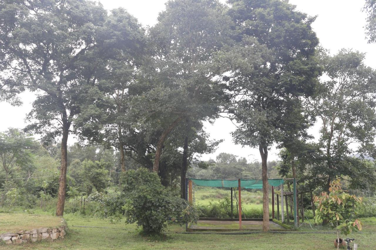 Stoneage Resort Sakleshpur Exteriör bild