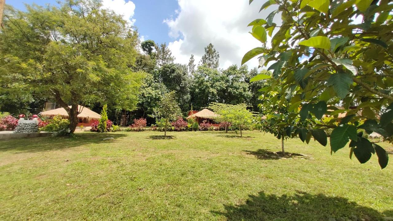 Stoneage Resort Sakleshpur Exteriör bild