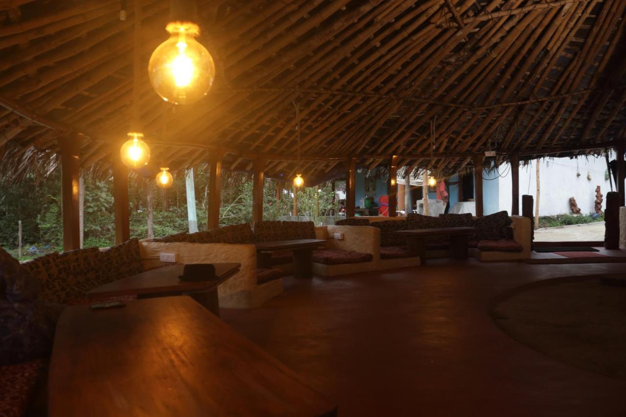 Stoneage Resort Sakleshpur Exteriör bild