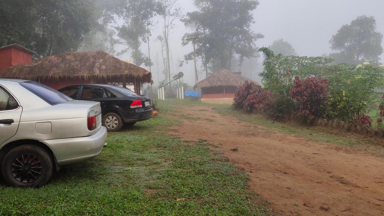 Stoneage Resort Sakleshpur Exteriör bild